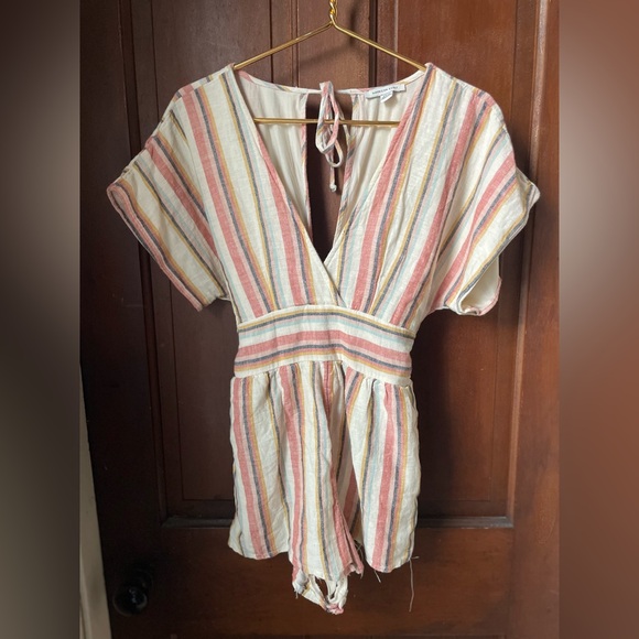 American Eagle women’s small striped romper - Picture 2 of 6